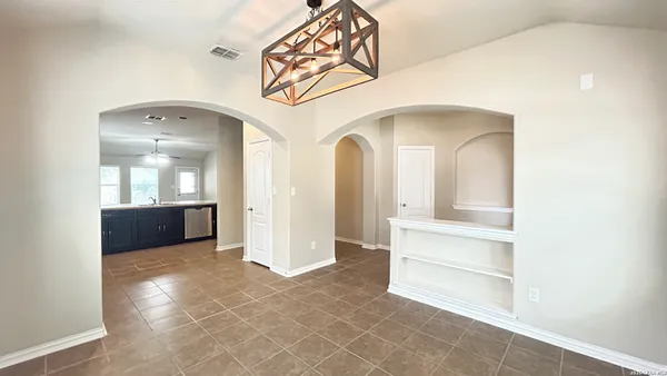 $1,695 | 346 Posey Pass, New Braunfels, TX 78132