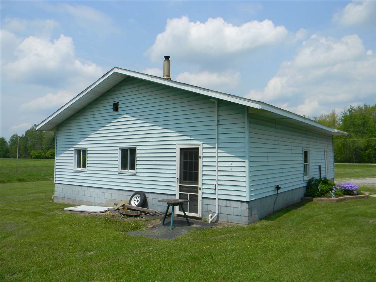 3220 East Sage Lake Road Lupton, MI 48635 - Photo 23 of 27 1800614-22.JPG