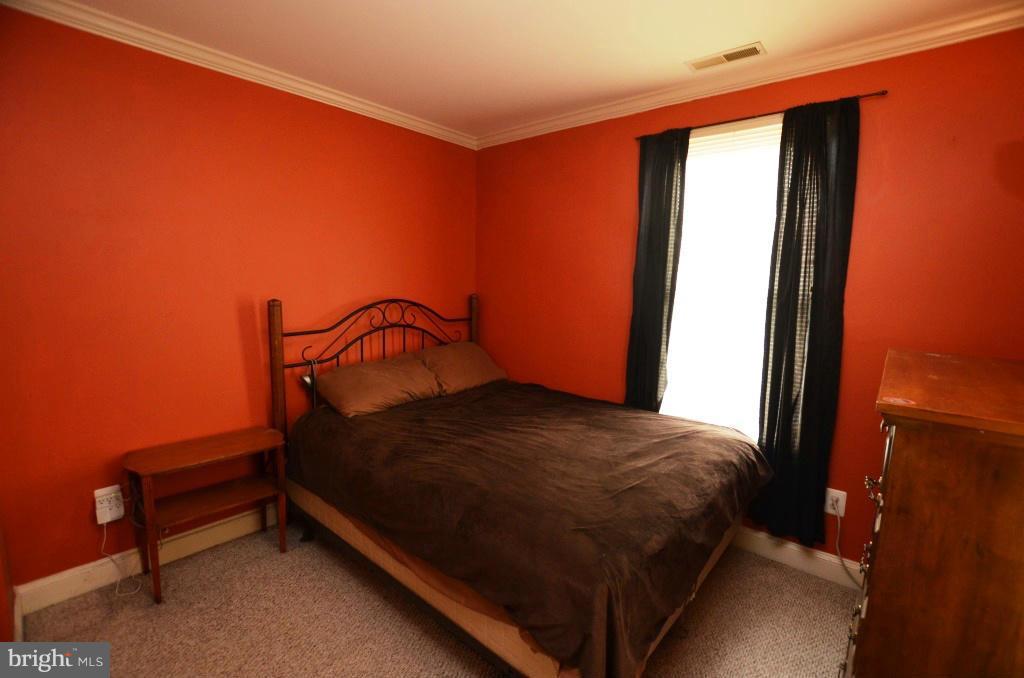 104 Dry Mill Road Southwest, Unit 203 Leesburg, VA 20175 - Photo 14 of 19 Bedroom (Master)