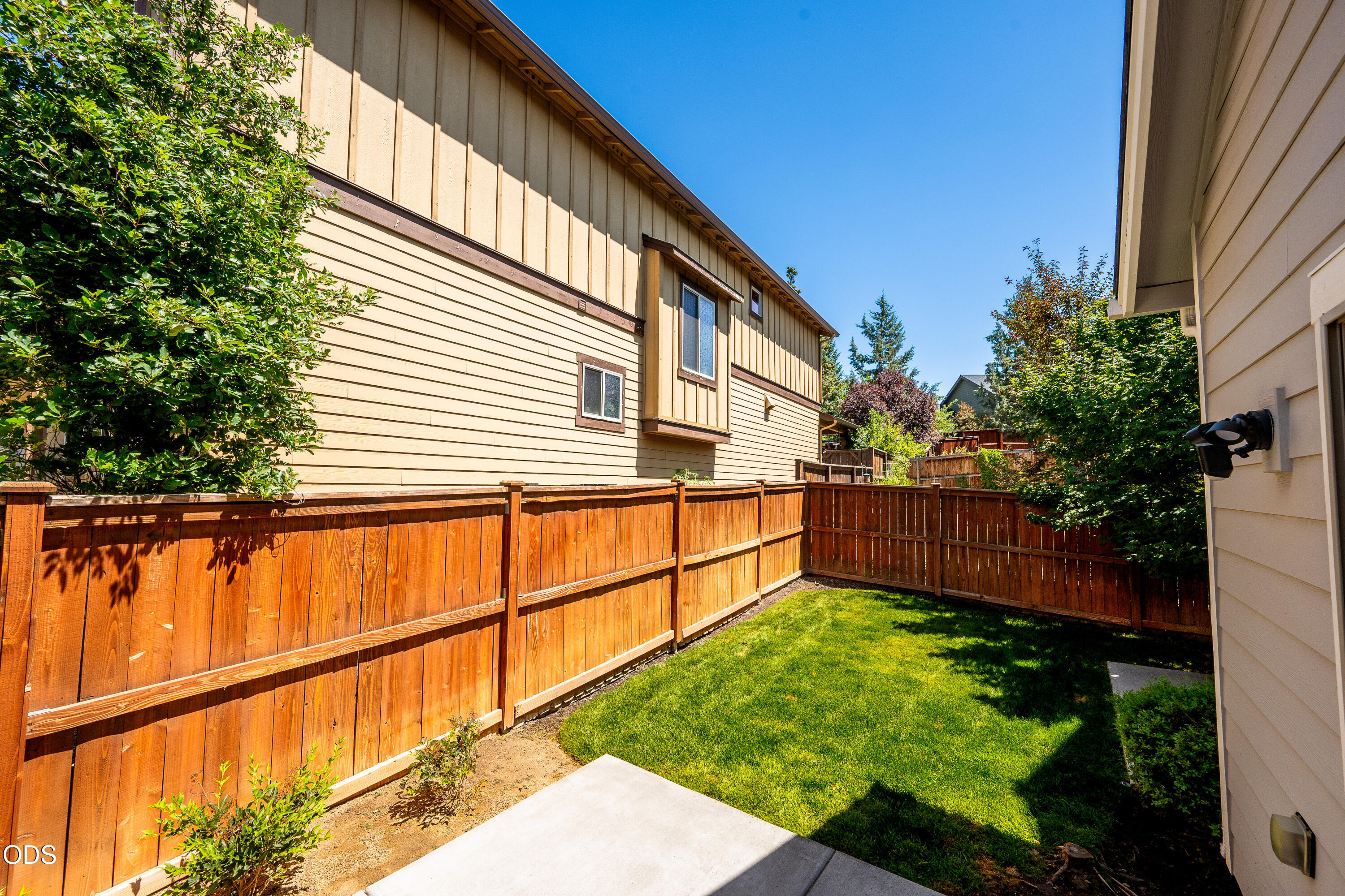 20768 Northeast Horizon Ridge Place Bend, OR 97701 - Photo 41 of 46