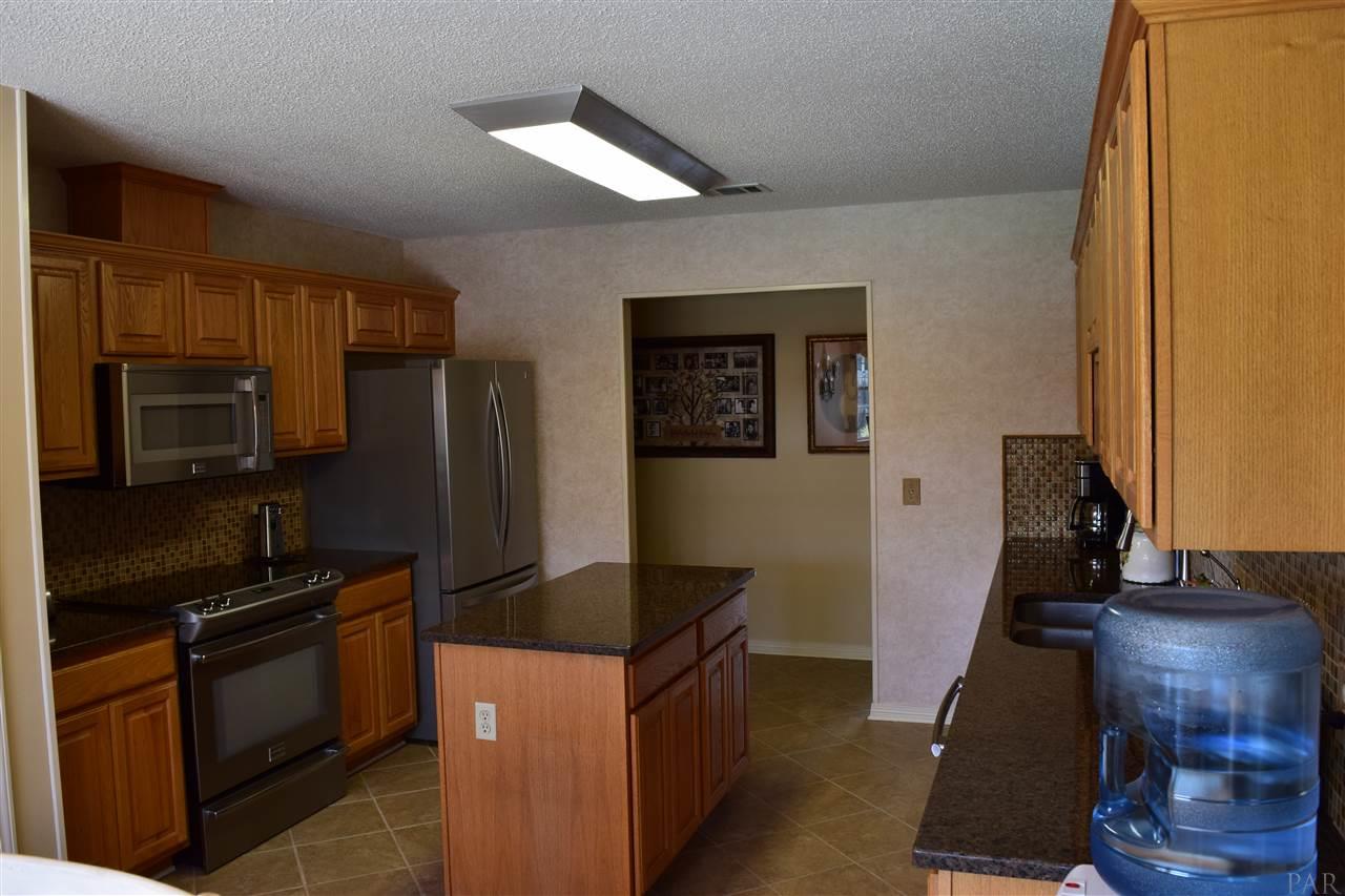 6920 Raburn Road Pensacola, FL 32526 - Photo 11 of 30 Gallery Image 11