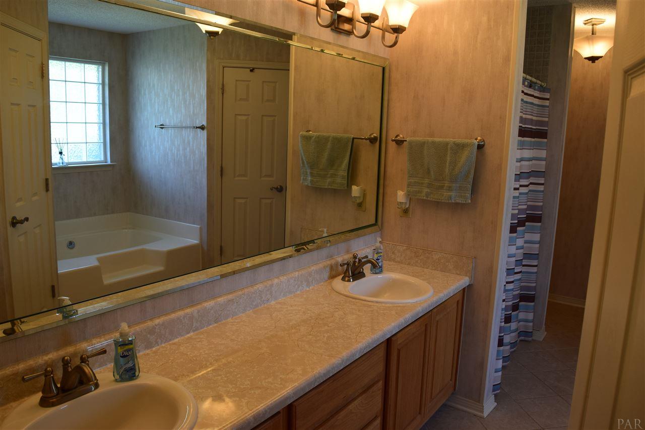 6920 Raburn Road Pensacola, FL 32526 - Photo 22 of 30 Gallery Image 22