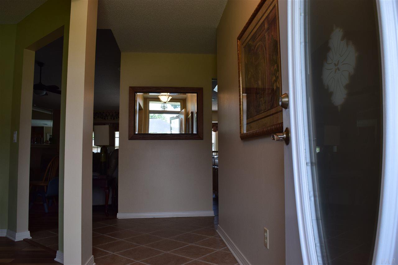 6920 Raburn Road Pensacola, FL 32526 - Photo 4 of 30 Gallery Image 4