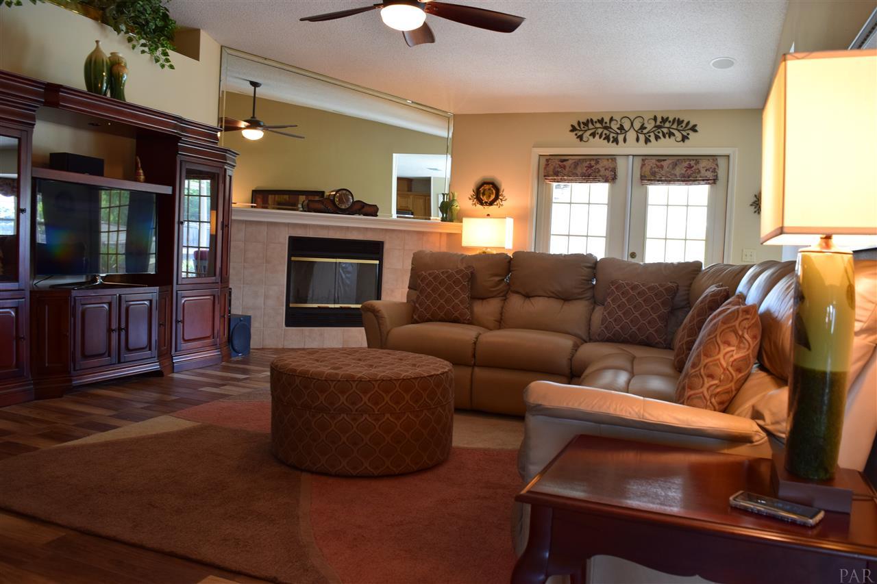 6920 Raburn Road Pensacola, FL 32526 - Photo 8 of 30 Gallery Image 8