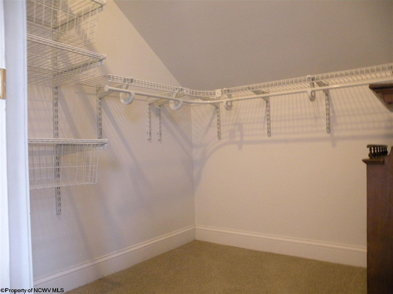 726 Ridgeway Avenue Morgantown, WV 26505 - Photo 14 of 20 Gallery Image 14