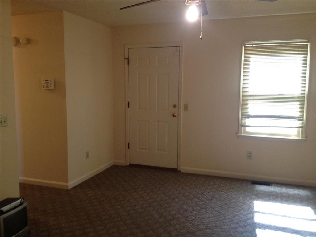 128 Wiley Road Liberty, SC 29657 - Photo 7 of 26