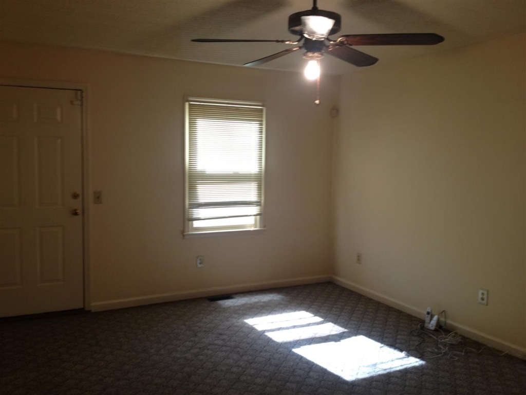 128 Wiley Road Liberty, SC 29657 - Photo 8 of 26