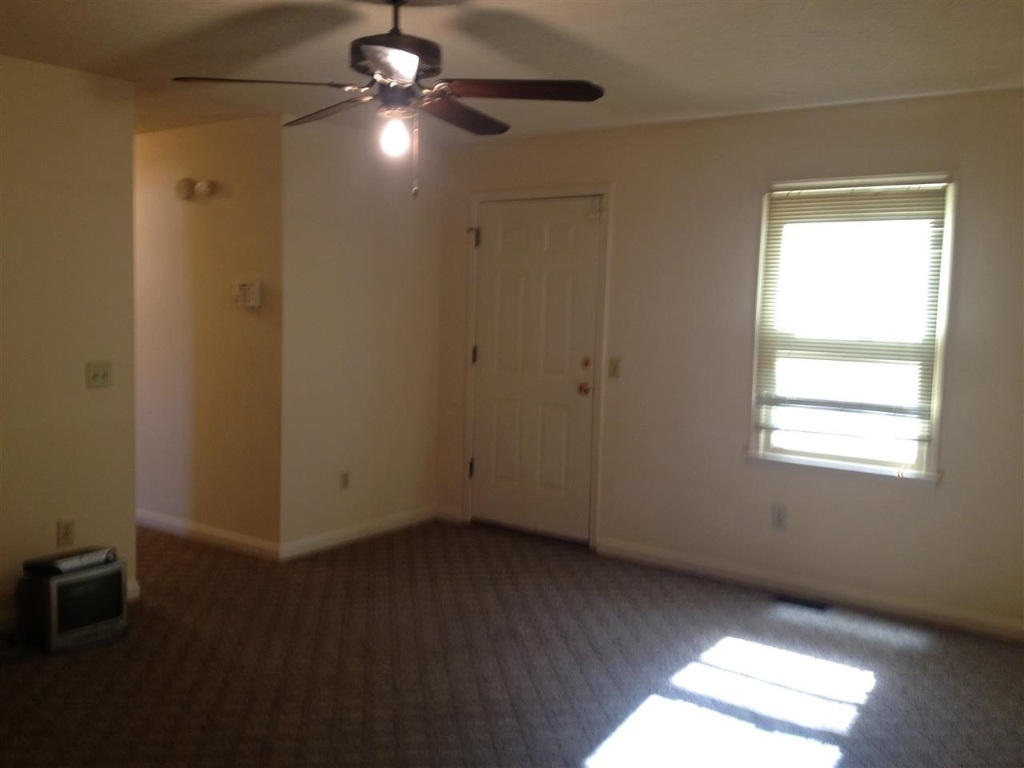 128 Wiley Road Liberty, SC 29657 - Photo 9 of 26