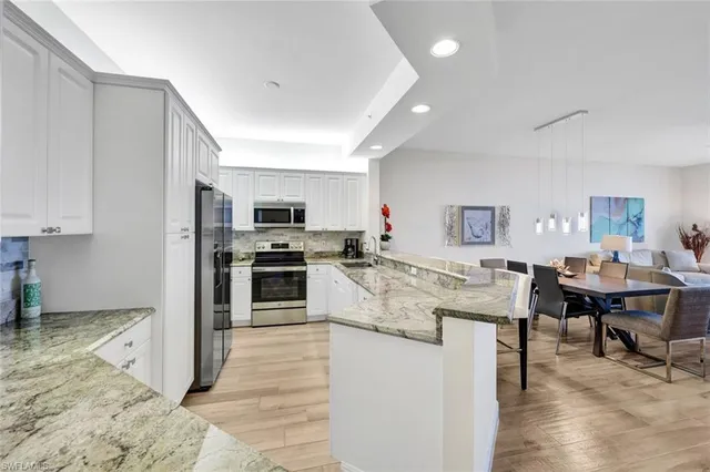 $4,000 | 410 Flagship Drive, Unit 505, Naples, FL 34108