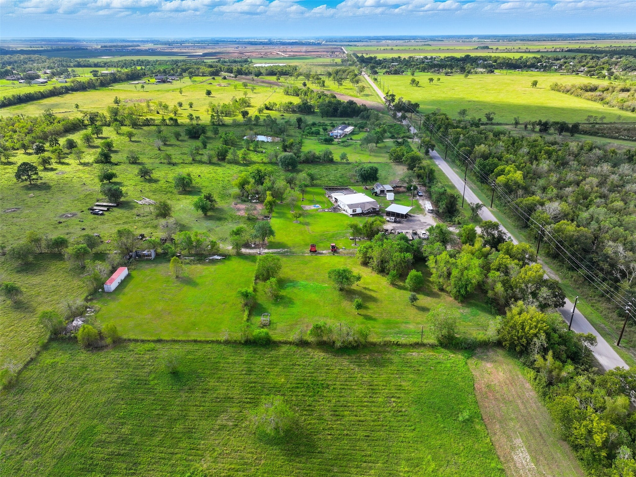 11715 County Road 48 Rosharon, TX 77583 - Photo 9 of 11 a view of a green field