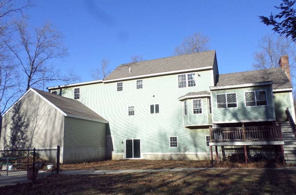6 Hoosac Road Kensington, NH 03833 - Photo 2 of 12 Gallery Image 2