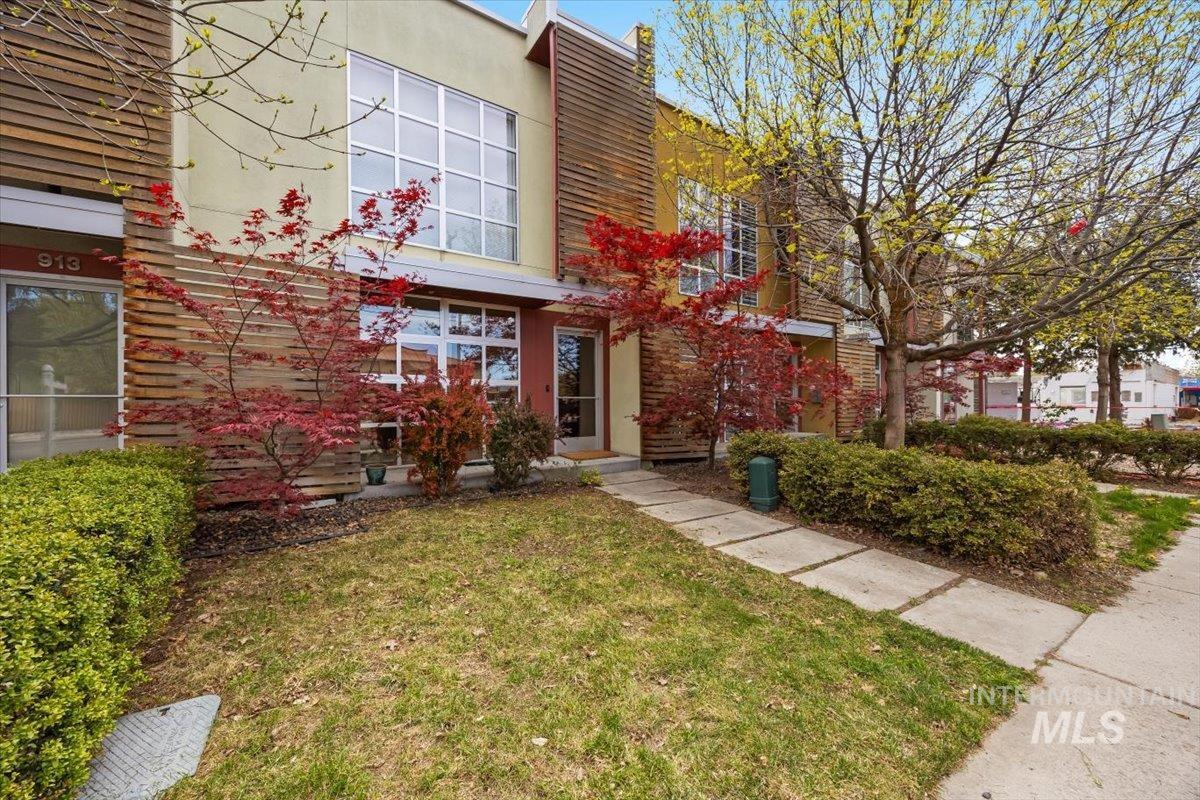 925 West Iowa Street Boise, ID 83706 - Photo 2 of 34