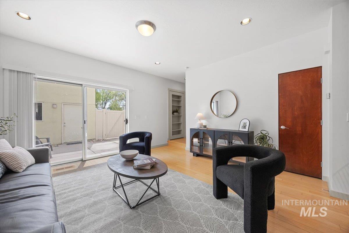 925 West Iowa Street Boise, ID 83706 - Photo 8 of 34