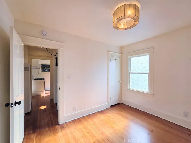 $3,095 | 3624 East 8th Street, Long Beach, CA 90804