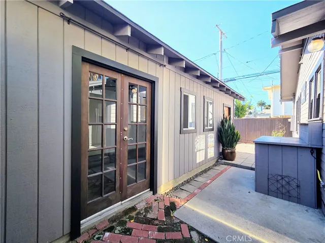 $3,095 | 3624 East 8th Street, Long Beach, CA 90804