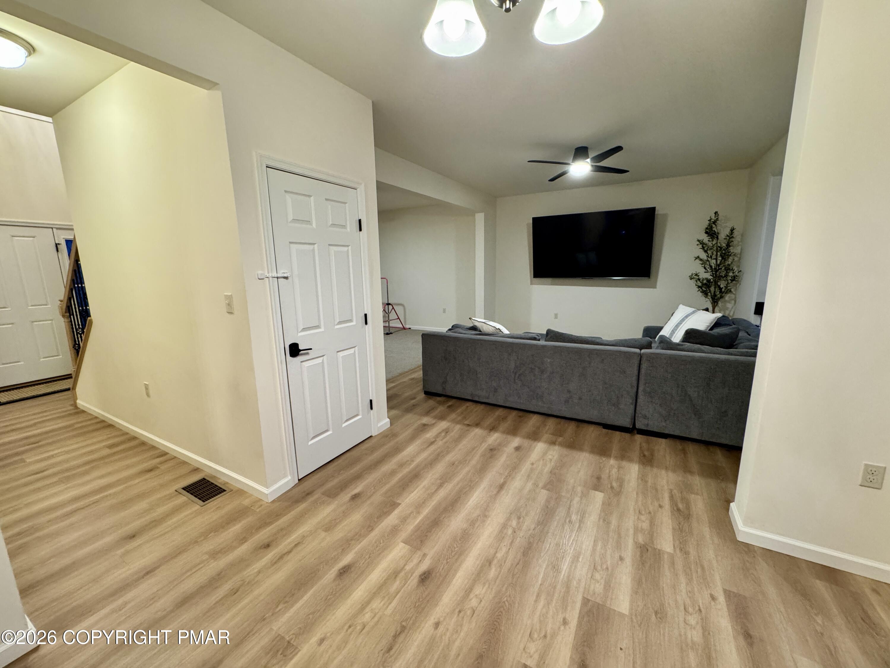 303 Ridge Road Stroudsburg, PA 18360 - Photo 12 of 34 Image 12
