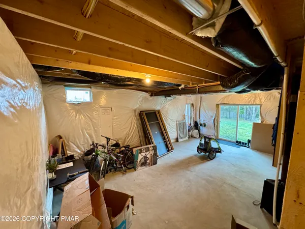 $549,990 | 303 Ridge Road, Stroudsburg, PA 18360