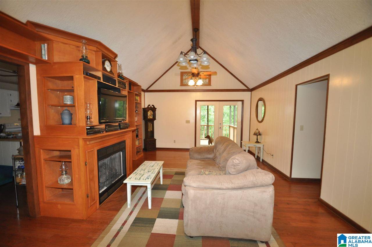 855 Valley Trail Warrior, AL 35180 - Photo 10 of 43