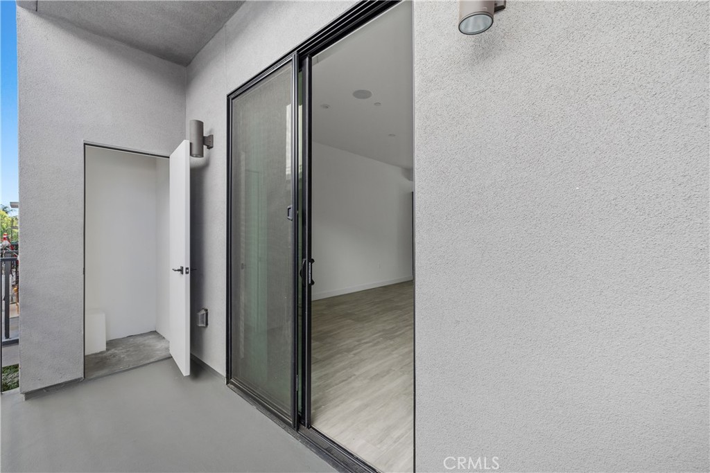 6719 Sepulveda Boulevard Van Nuys, CA 91406 - Photo 35 of 60