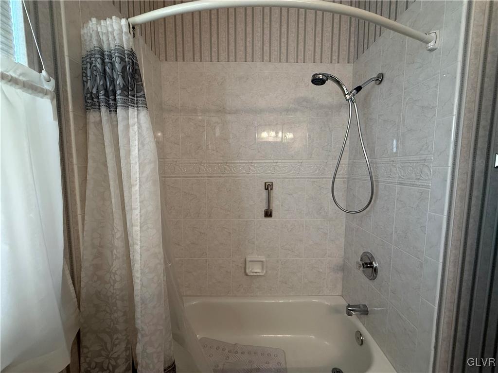 1847 Gregory Place Hellertown, PA 18055 - Photo 21 of 27 a bathroom with a shower