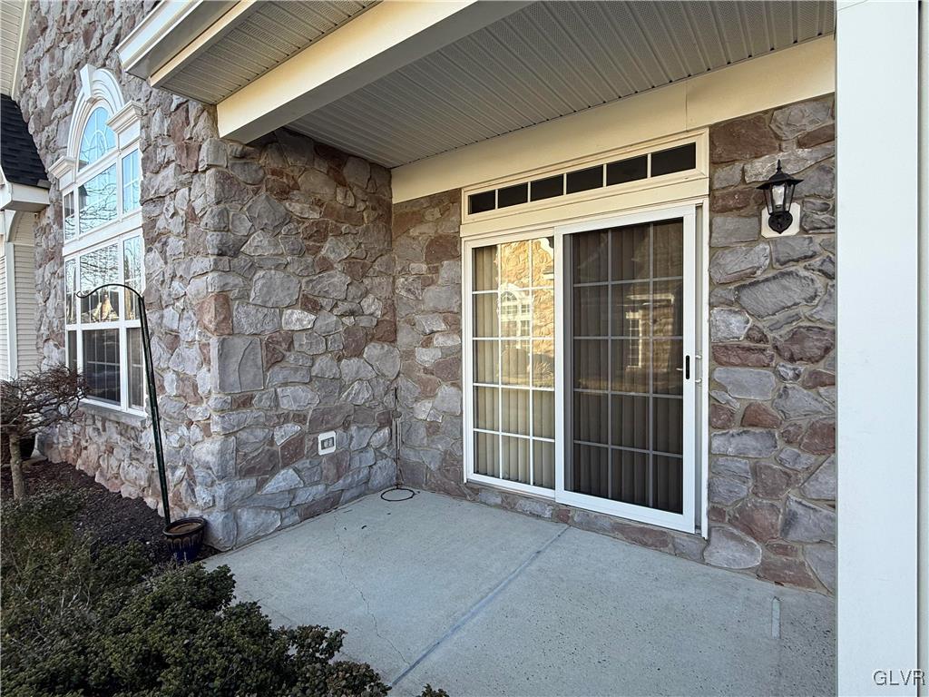 1847 Gregory Place Hellertown, PA 18055 - Photo 5 of 27 a view of front door