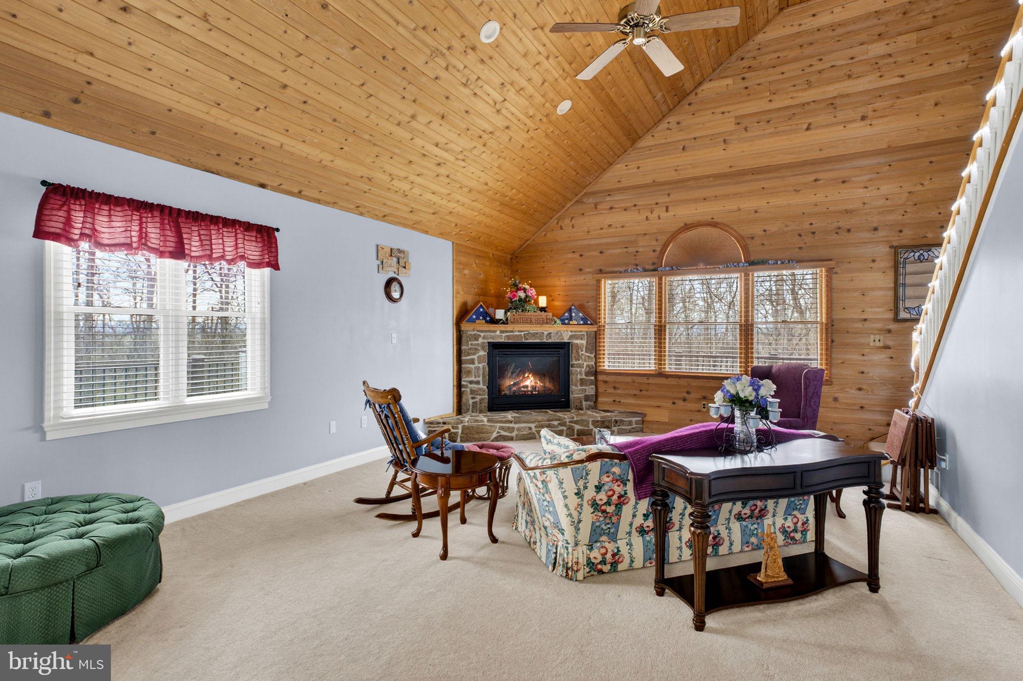530 Laurel Grove Road Winchester, VA 22602 - Photo 24 of 109 2-story family room