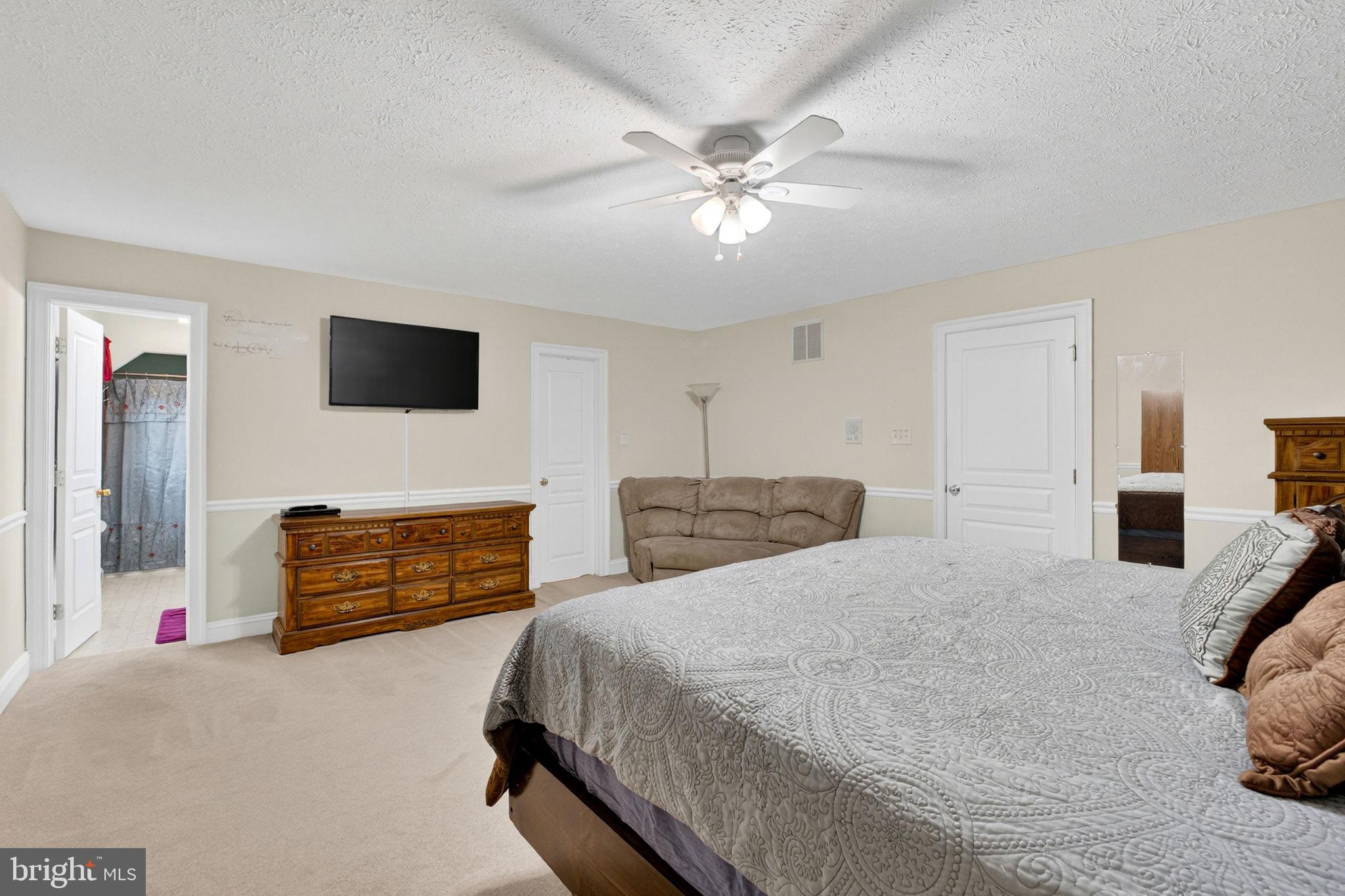 530 Laurel Grove Road Winchester, VA 22602 - Photo 74 of 109 Features a walk-in closet, adjoining bath & fan