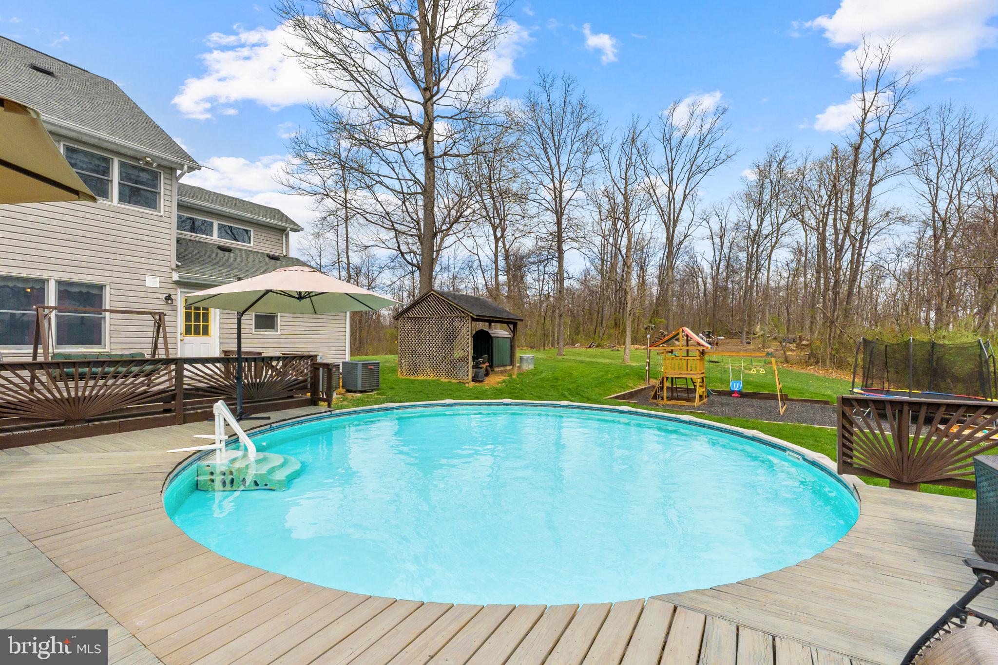 530 Laurel Grove Road Winchester, VA 22602 - Photo 87 of 109 Comes w/ new winter cover & solar cover