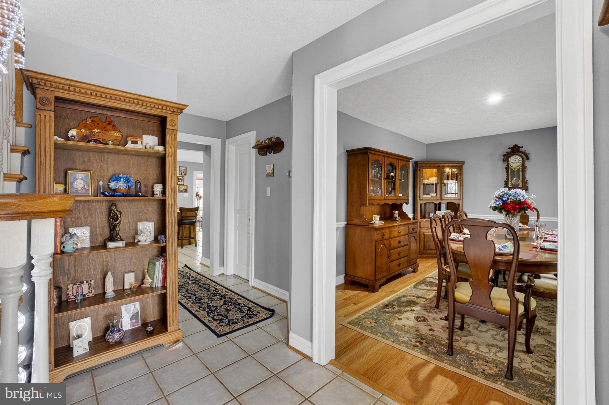 530 Laurel Grove Road Winchester, VA 22602 - Photo 10 of 109 Foyer