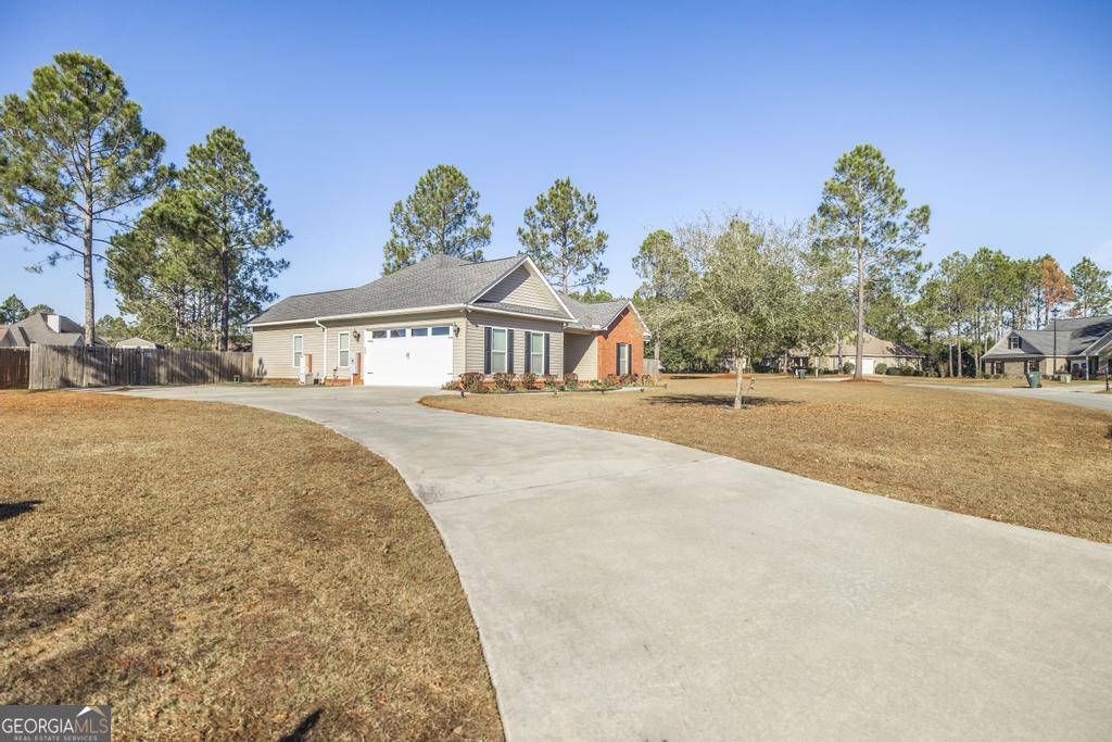 600 Live Oak Way Dublin, GA 31021 - Photo 4 of 26