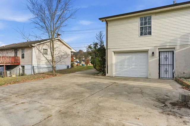 $309,900 | 1264 Tuckahoe Drive, Nashville, TN 37207