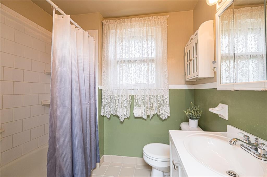 1409 Evandale Road Pittsburgh, PA 15212 - Photo 16 of 20 Gallery Image 16