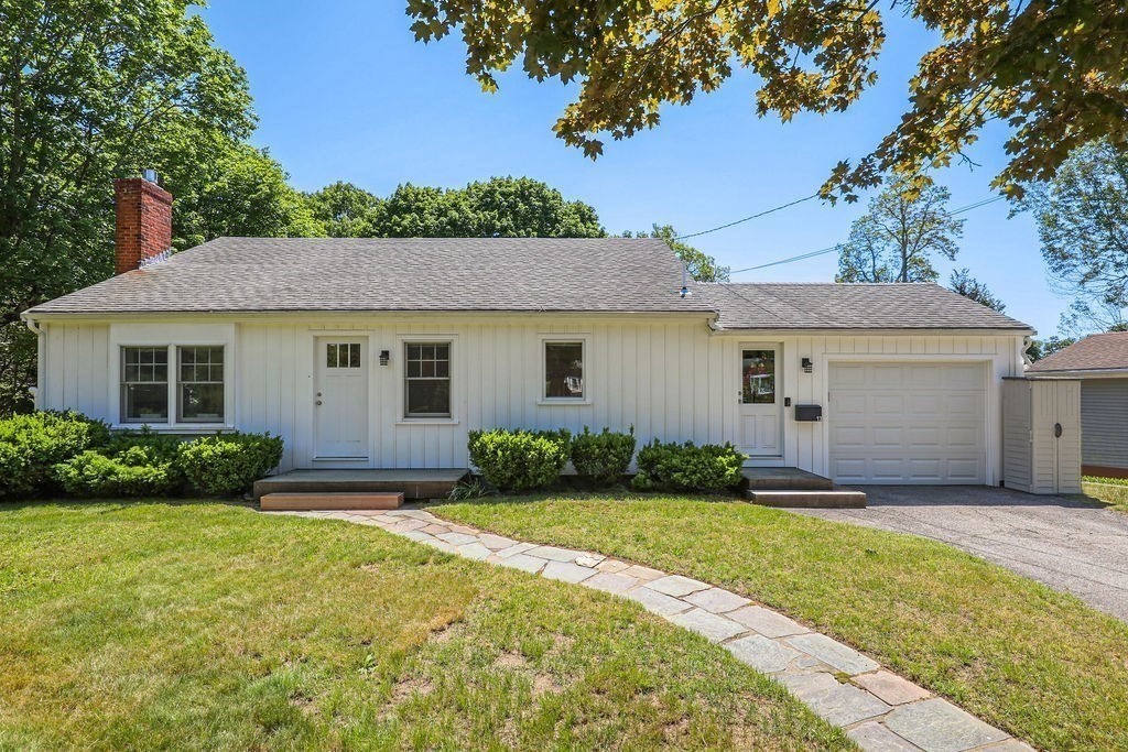 13 Center Hill Road Kingston, MA 02364 - Photo 2 of 38