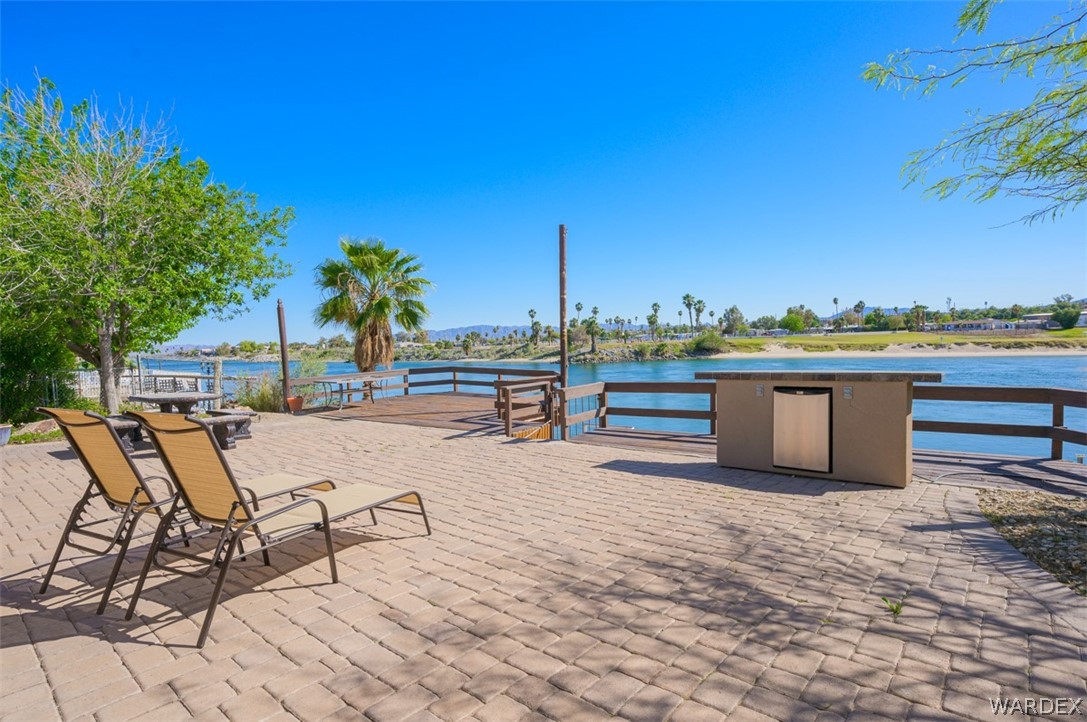 1316 Dike Road Mohave Valley, AZ 86440 - Photo 15 of 87 Patio