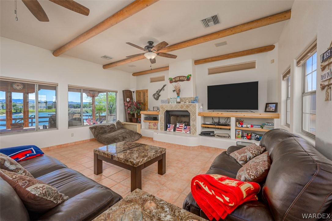1316 Dike Road Mohave Valley, AZ 86440 - Photo 26 of 87 Living Room