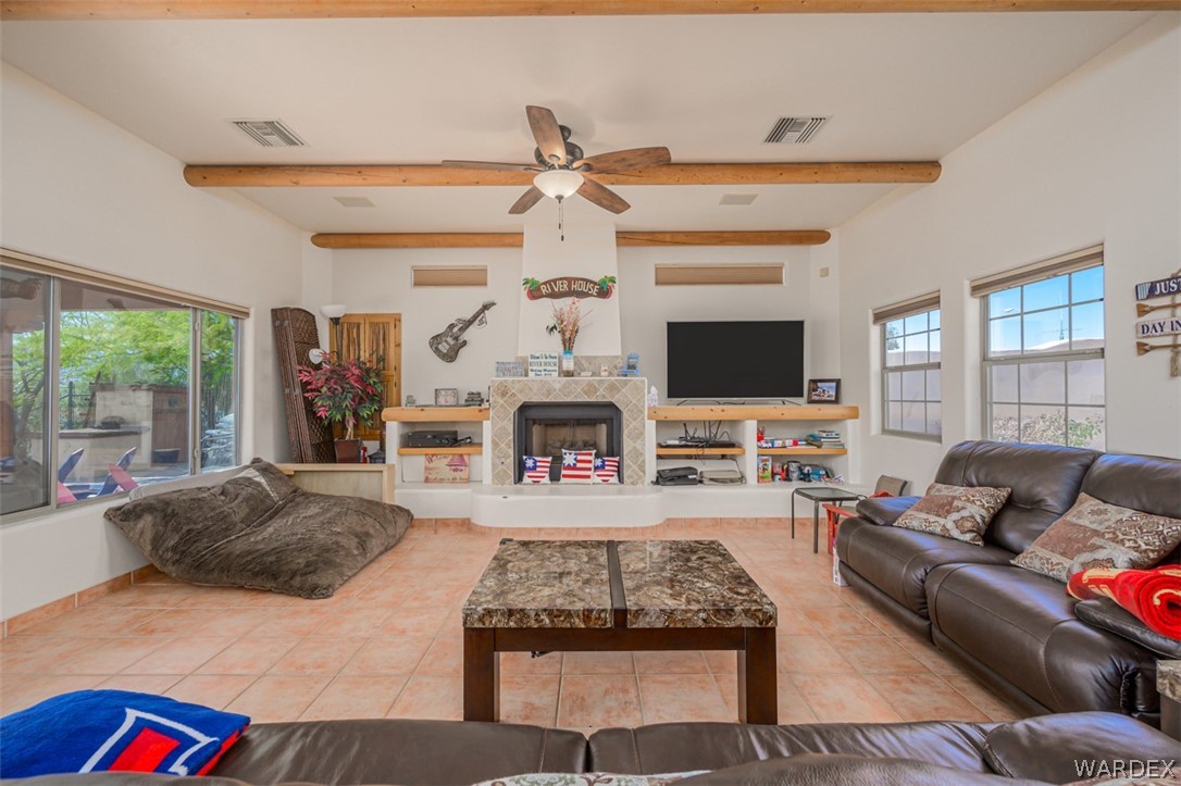 1316 Dike Road Mohave Valley, AZ 86440 - Photo 27 of 87 Living Room
