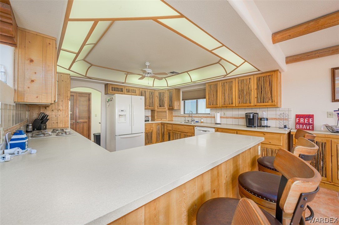 1316 Dike Road Mohave Valley, AZ 86440 - Photo 32 of 87 Kitchen