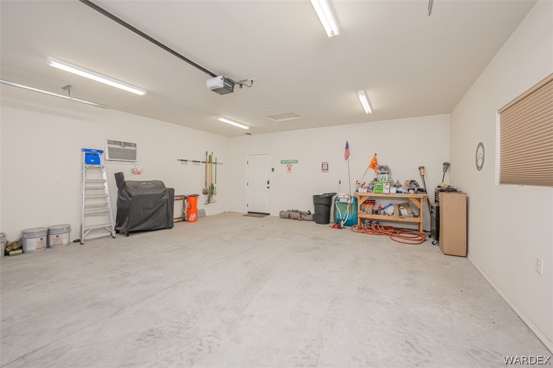 1316 Dike Road Mohave Valley, AZ 86440 - Photo 54 of 87 Garage