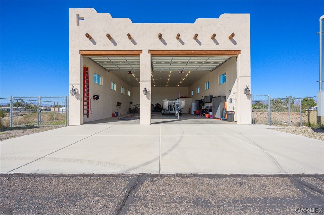 1316 Dike Road Mohave Valley, AZ 86440 - Photo 66 of 87 Garage