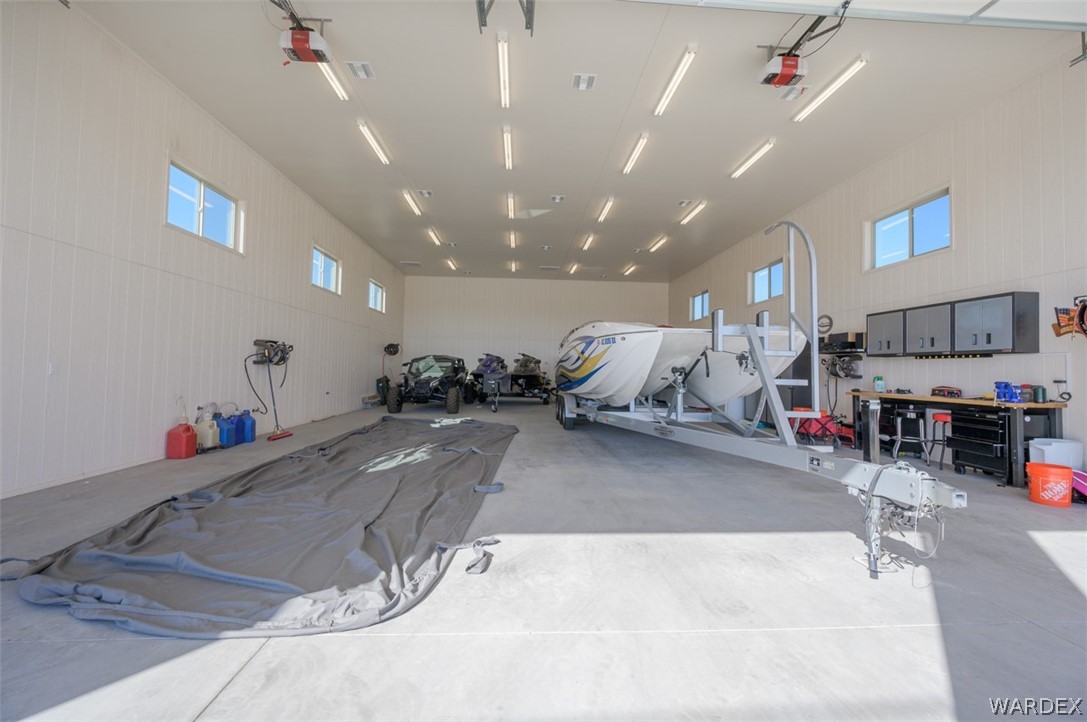 1316 Dike Road Mohave Valley, AZ 86440 - Photo 72 of 87 Garage