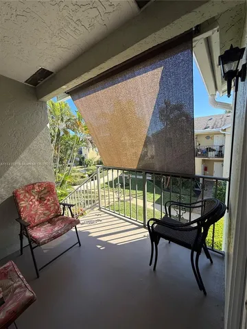 $195,000 | 609 Waterside Drive, Unit 609, Hypoluxo, FL 33462