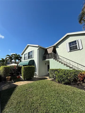$195,000 | 609 Waterside Drive, Unit 609, Hypoluxo, FL 33462