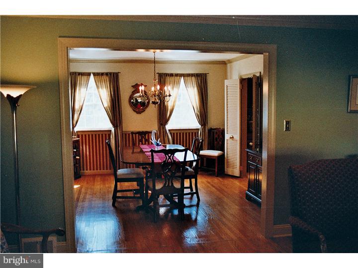 1833 Sharon Road Jenkintown, PA 19046 - Photo 23 of 25 Dining Room
