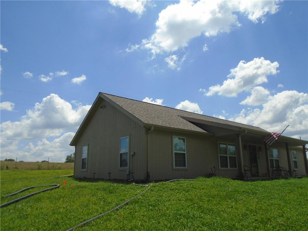 2898 Bluebird Road Odessa, MO 64076 - Photo 4 of 21