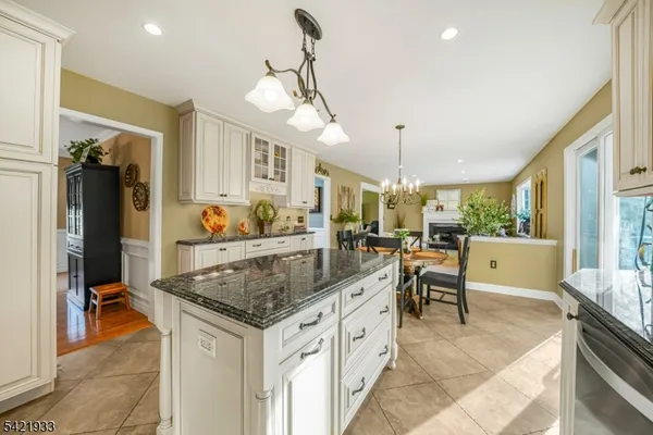 $699,000 | 2 Lauren Drive, Stewartsville, NJ 08886