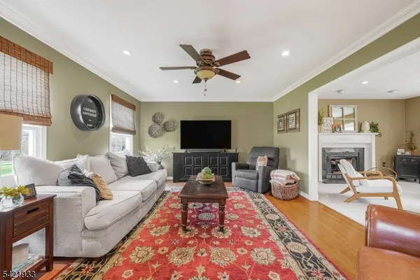 $699,000 | 2 Lauren Drive, Stewartsville, NJ 08886