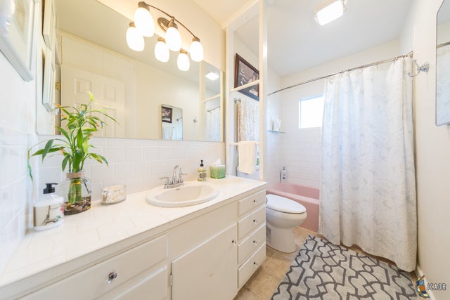 794 West Ross Road El Centro, CA 92243 - Photo 18 of 54 Gallery Image 18