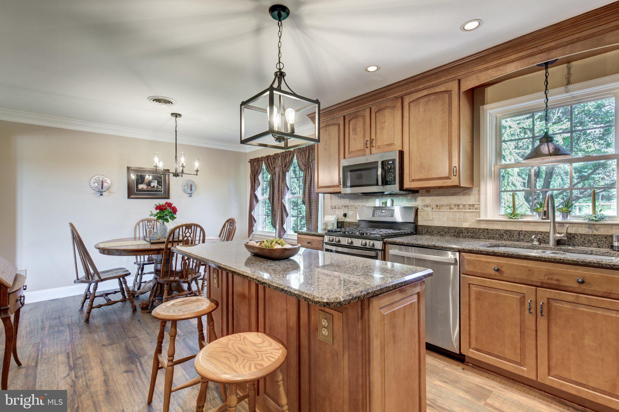 4818 Hoffmanville Road Manchester, MD 21102 - Photo 8 of 71 High-quality features with gas cooking!