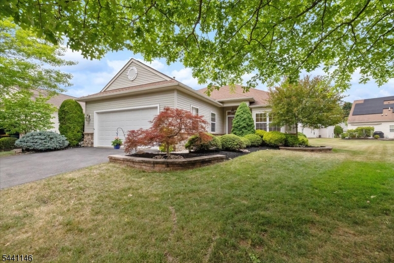 43 Renaissance Boulevard Somerset, NJ 08873 - Photo 2 of 43