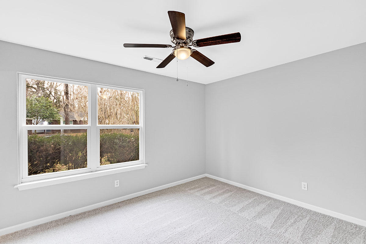 154 Hummingbird Avenue Ladson, SC 29456 - Photo 12 of 21 12